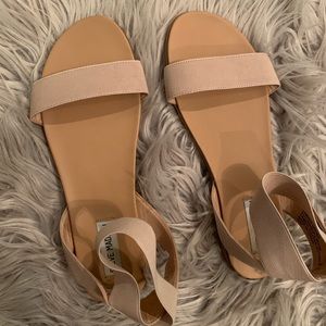 STEVE MADDEN SANDALS